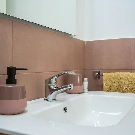 Grecale Apartment * 托雷苏达