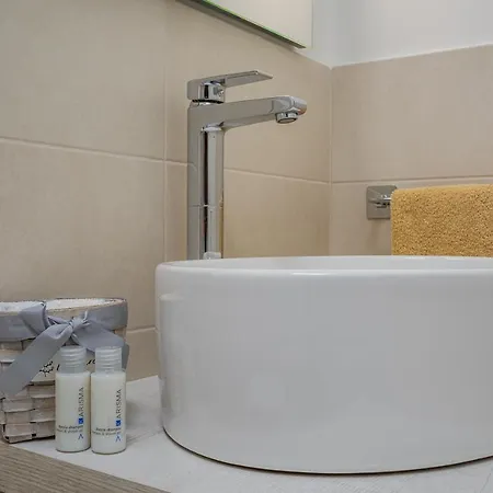 公寓 Grecale Apartment *