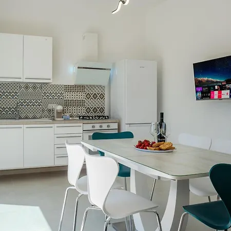 - Grecale & Vinile By Diddoi Apartment *