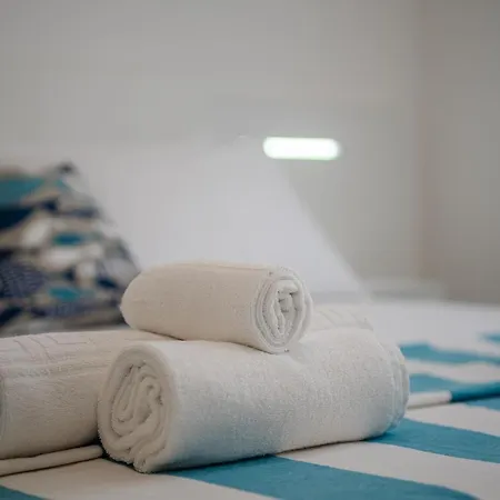 - Grecale & Vinile By Diddoi Apartment Torre Suda