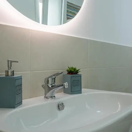 - Grecale & Vinile By Diddoi Apartment Torre Suda